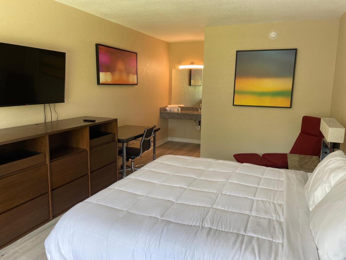 Econo Lodge Jennings Exteriör bild